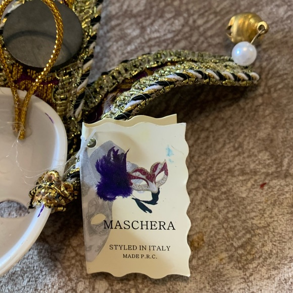 .Small Decorative Maschera Mask - Picture 5 of 11